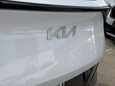Used 2025 Kia Sportage SX FWD image 15