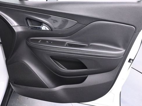 Used 2019 Buick Encore Preferred FWD image 19