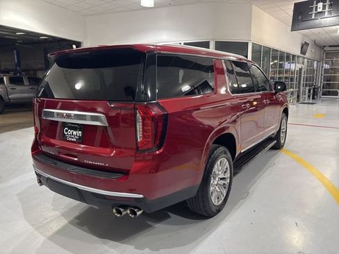 Used 2024 GMC Yukon XL Denali image 9