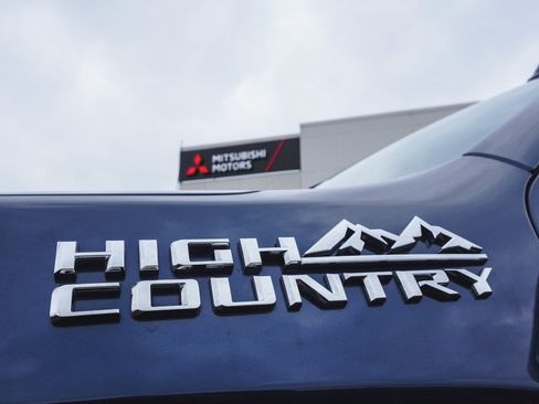Used 2022 Chevrolet Silverado 1500 High Country w/ Safety Package II AWD/4WD image 51