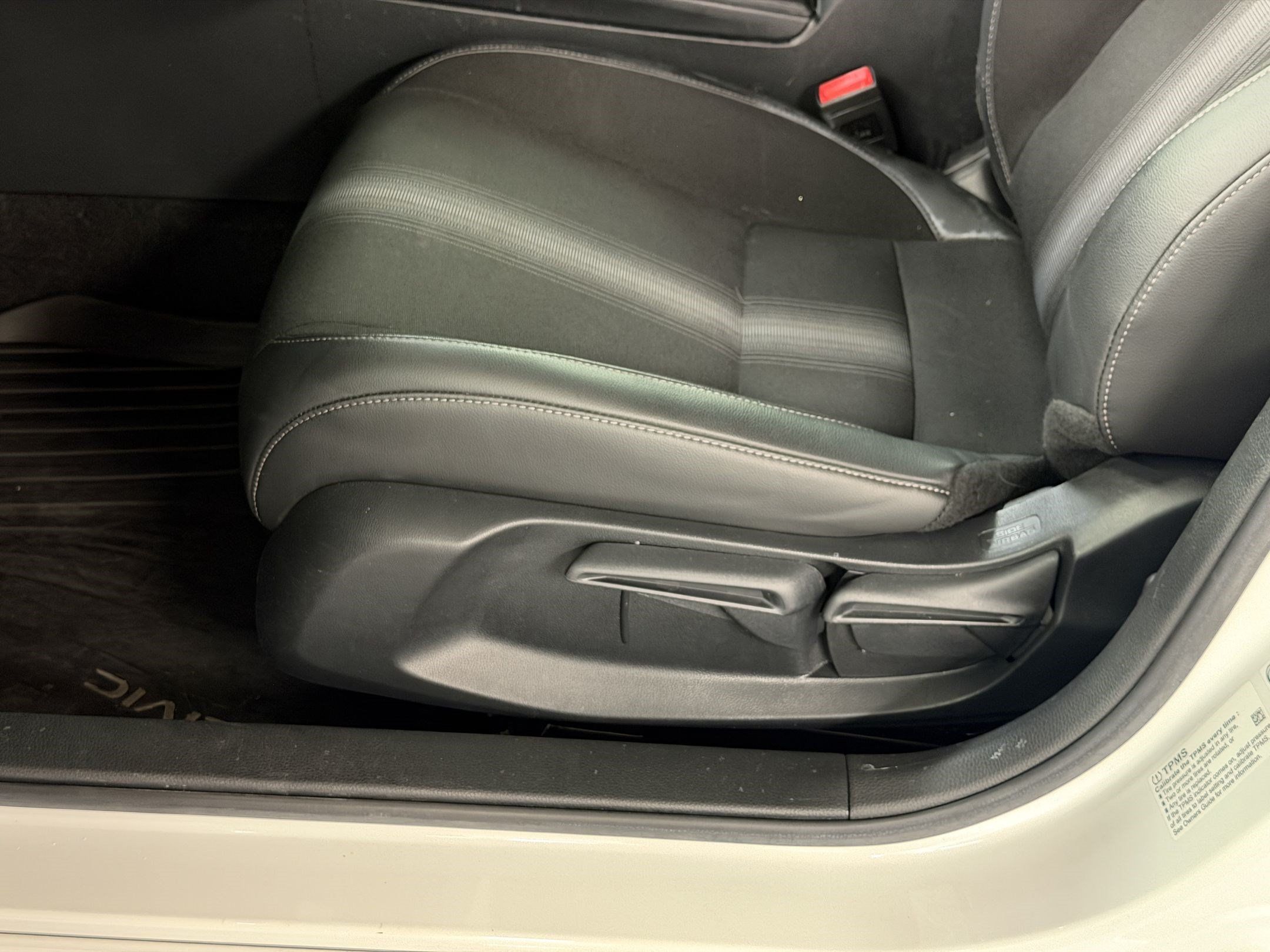 Certified 2024 Honda Civic Sport image 15