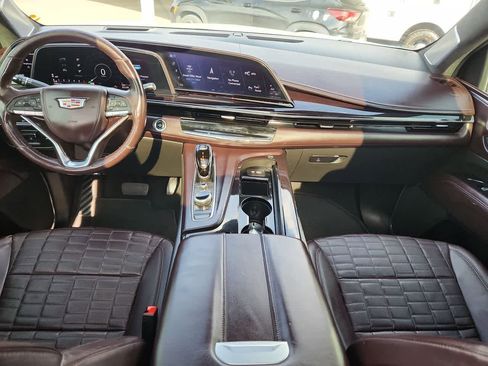 Used 2021 Cadillac Escalade ESV Sport Platinum image 14