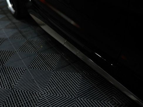 Used 2018 Mercedes-Benz AMG GT R image 9