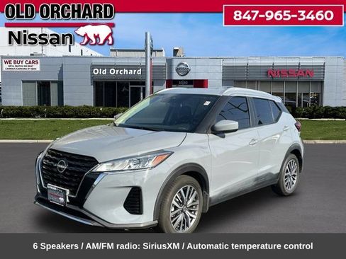 Used 2022 Nissan Kicks SV FWD image 1