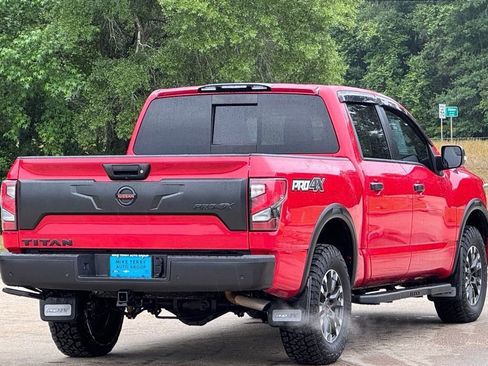 Used 2021 Nissan Titan PRO-4X w/ Pro-4x Convenience Package AWD/4WD image 15