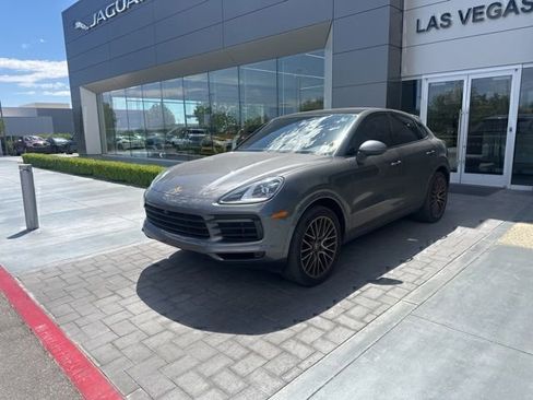 Used 2021 Porsche Cayenne S AWD/4WD image 1