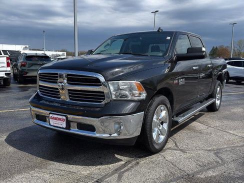 Used 2017 RAM 1500 Big Horn AWD/4WD image 2