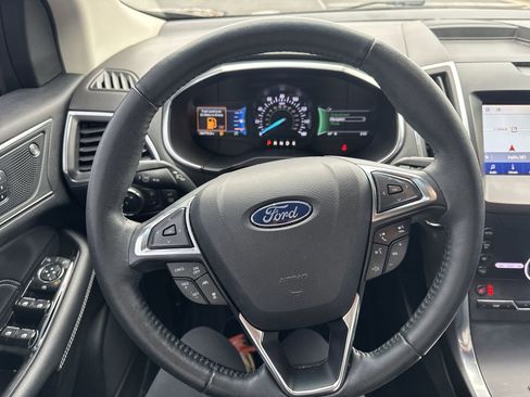 Used 2020 Ford Edge Titanium image 13