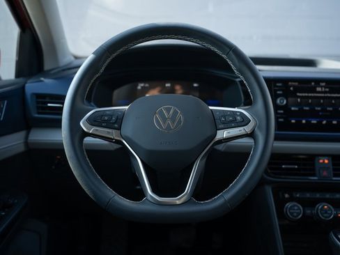 Used 2024 Volkswagen Taos SE image 23