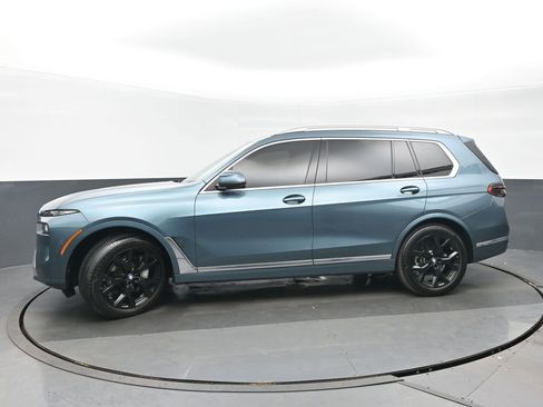 Used 2023 BMW X7 xDrive40i w/ Premium Package image 6