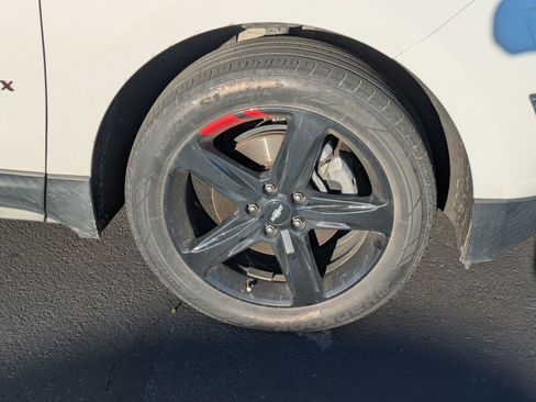 Used 2019 Chevrolet Equinox LT image 5