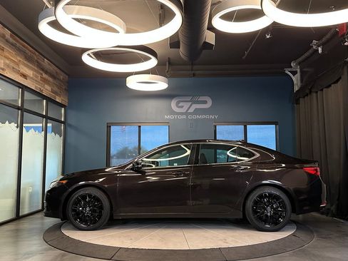 Used 2015 Acura TLX V6 w/ Technology Package FWD image 6