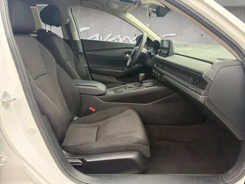 Used 2023 Honda Accord LX image 24