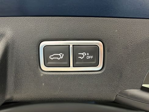 Used 2025 Kia Sorento SX Prestige AWD/4WD image 30
