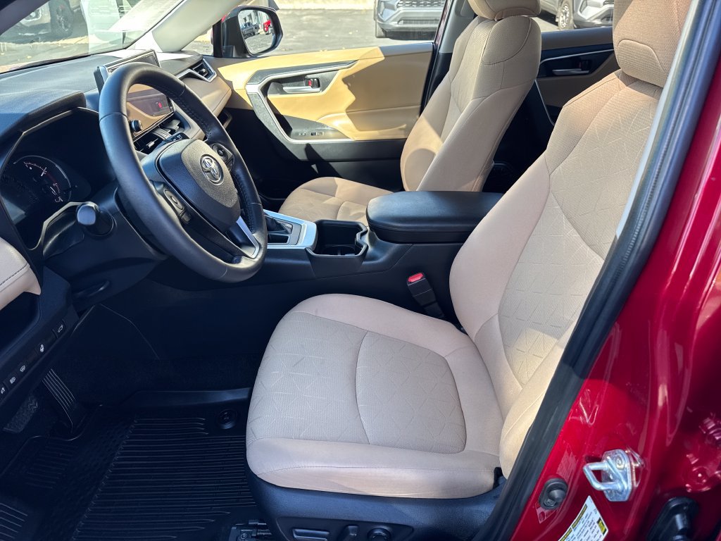 Certified 2024 Toyota RAV4 XLE w/ Convenience Package AWD/4WD image 10