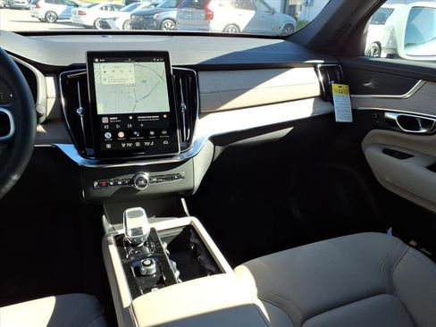 New 2026 Volvo XC90 B6 Plus w/ Protection Package image 10