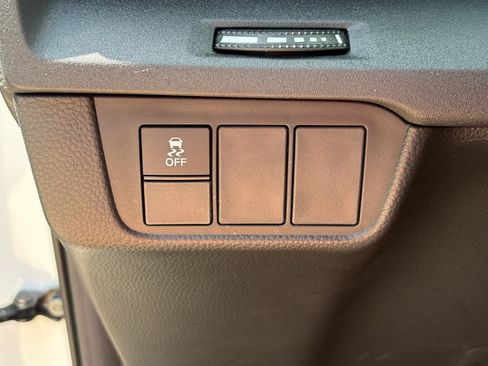 Used 2023 Honda CR-V EX image 11