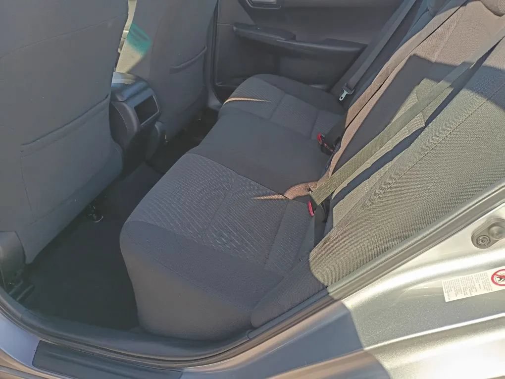 Used 2015 Toyota Camry LE FWD image 15