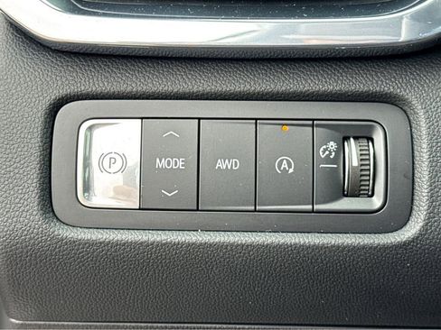 New 2026 GMC Acadia Denali w/ Super Cruise Package AWD/4WD image 11