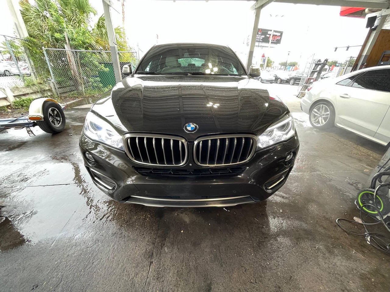 Used 2019 BMW X6 xDrive35i w/ Premium Package AWD/4WD image 1