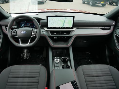 Used 2026 Ford Explorer ST-Line w/ ST-Line Street Pack AWD/4WD image 10