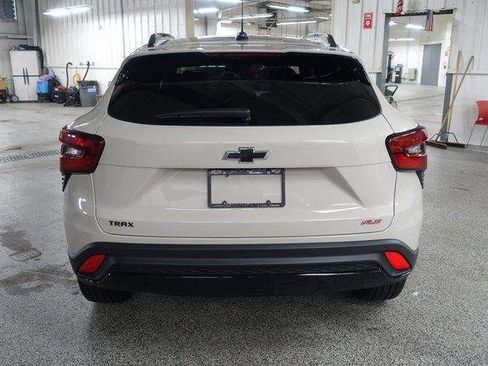 New 2026 Chevrolet Trax RS w/ Driver Confidence Package FWD image 6