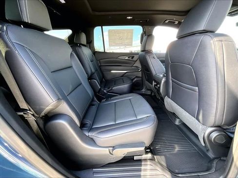 New 2026 Chevrolet Traverse LT w/ Sun and Wheel Package AWD/4WD image 26