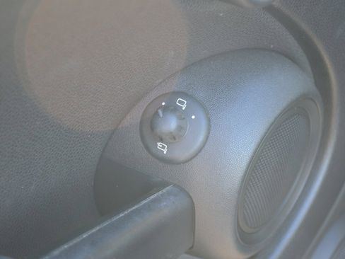 Used 2013 MINI Cooper Hardtop image 18