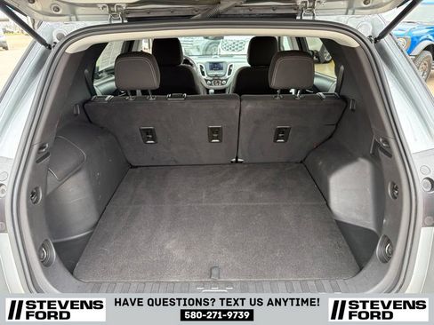 Used 2023 Chevrolet Equinox LT FWD image 32