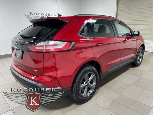 Used 2023 Ford Edge SEL AWD/4WD image 6