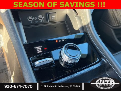 New 2025 Jeep Grand Cherokee Limited w/ Luxury Tech Group II image 25