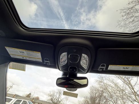 New 2026 Jeep Compass Limited w/ Sun, Sound & Navigation Group image 23