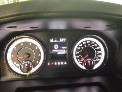 Used 2018 RAM 1500 Express w/ Black Ram 1500 Express Group RWD image 23
