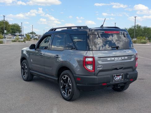 Used 2022 Ford Bronco Sport Outer Banks w/ Tech Package AWD/4WD image 3