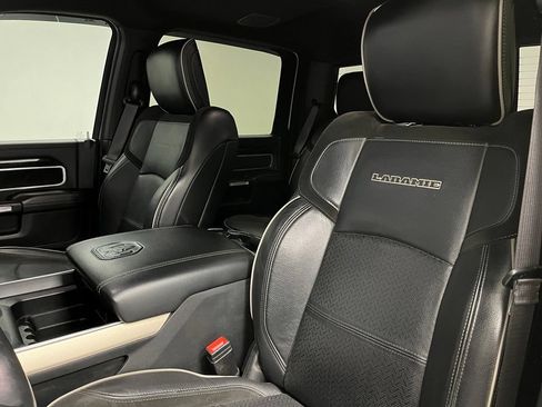 Used 2019 RAM 3500 Laramie AWD/4WD image 19