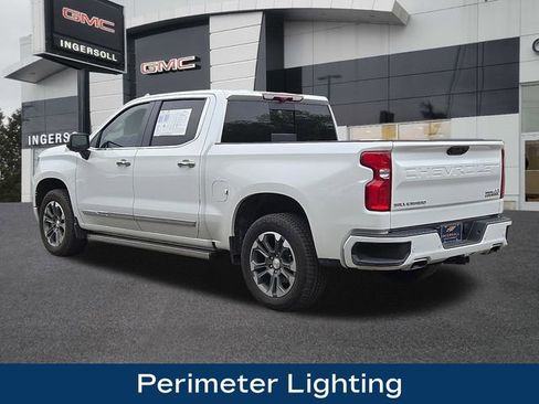 Used 2025 Chevrolet Silverado 1500 High Country w/ Technology Package AWD/4WD image 28