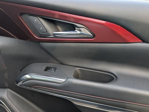 Used 2024 Chevrolet Traverse Z71 w/ Enhanced Driving Package image 25