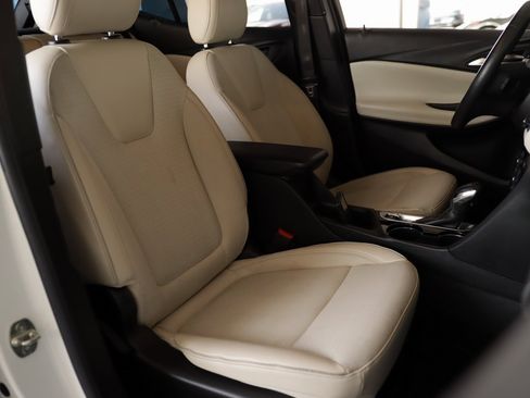 Used 2023 Buick Encore GX Select image 29