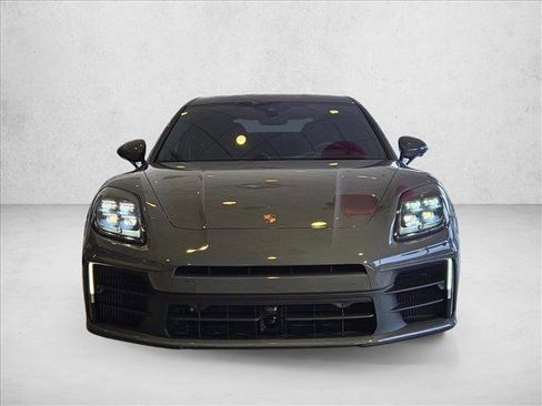 Used 2025 Porsche Panamera 4 image 2