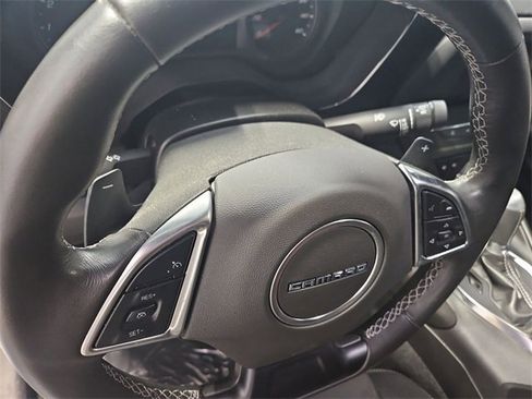 Used 2021 Chevrolet Camaro LT image 27