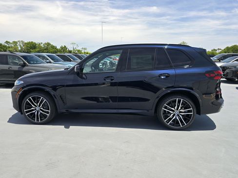 New 2026 BMW X5 xDrive40i w/ M Sport Package AWD/4WD image 5
