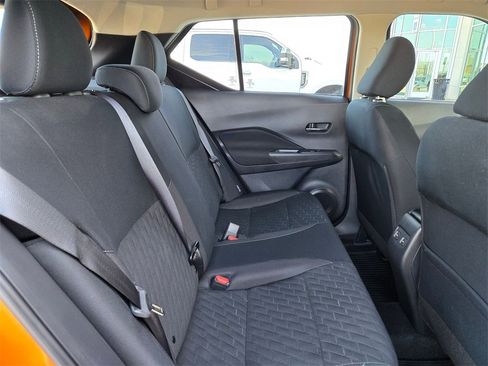 Used 2024 Nissan Kicks SV image 23