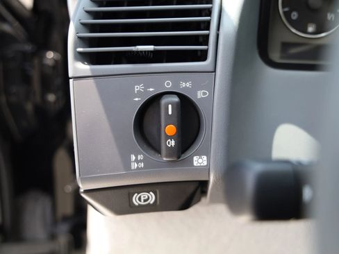 Used 2001 Mercedes-Benz SL 500 image 10