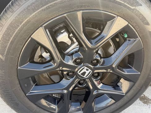 Used 2024 Honda HR-V Sport image 10