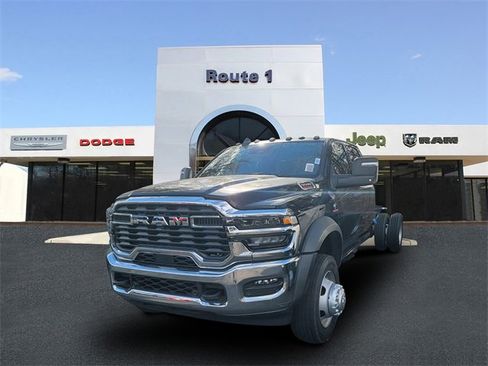 New 2026 RAM 5500 Tradesman w/ Chrome Appearance Group image 4