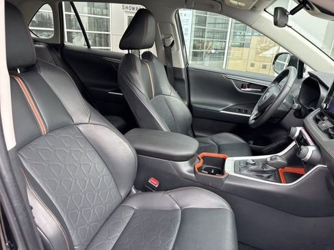 Used 2024 Toyota RAV4 Adventure image 30