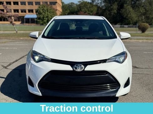 Used 2017 Toyota Corolla LE image 12