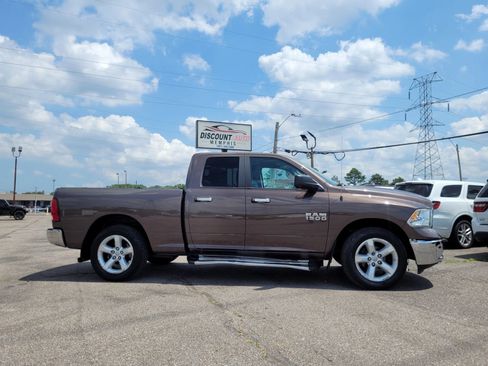 Used 2018 RAM 1500 Classic SLT AWD/4WD image 13