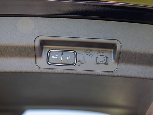 New 2026 Ford Explorer Active AWD/4WD image 11