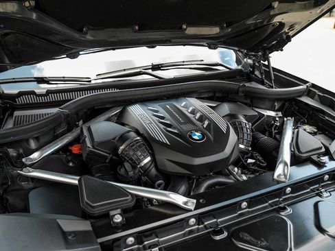 Used 2022 BMW X7 M50i w/ Executive Package AWD/4WD image 51